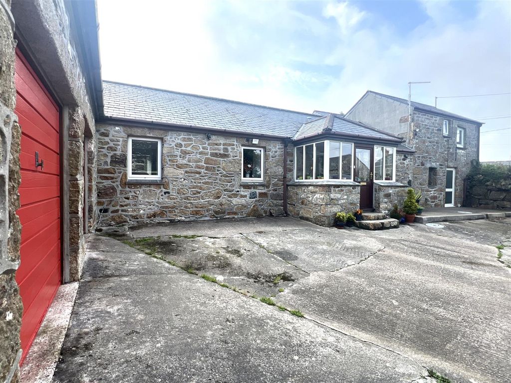 Property photo 1 of 30 Elevation, Gardens, Garages &amp; Sheds
