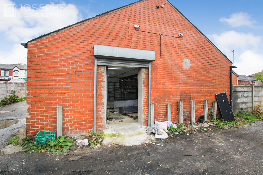 Property photo 3 of 5