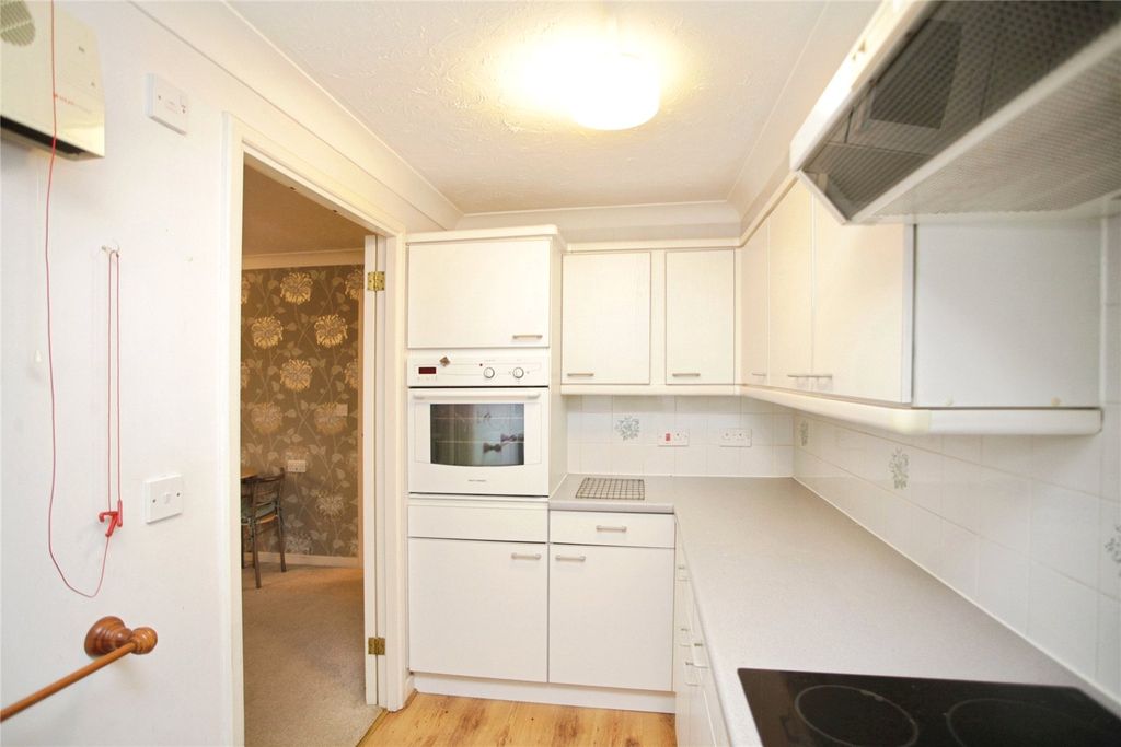 Property photo 3 of 10 Picture No. 17