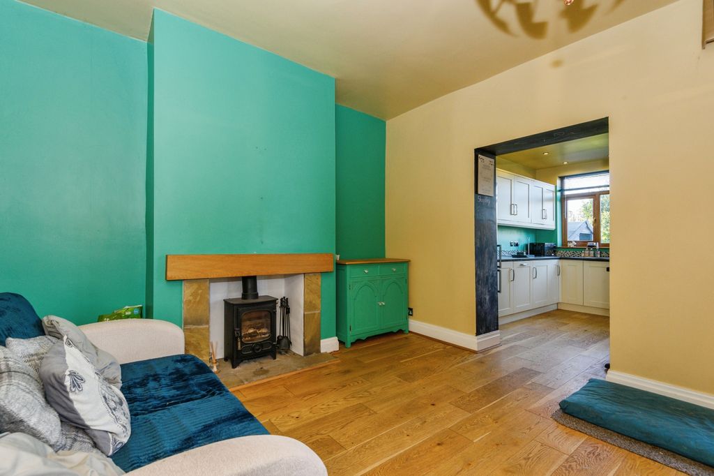 Property photo 3 of 17 Dining Room