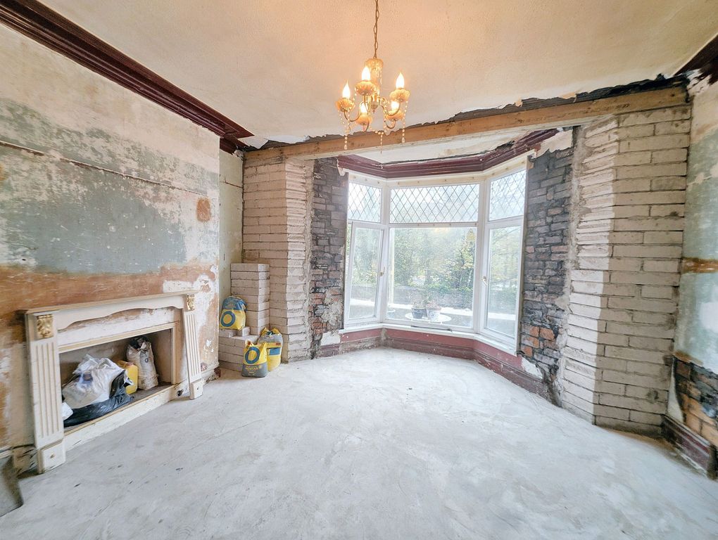 Property photo 3 of 28