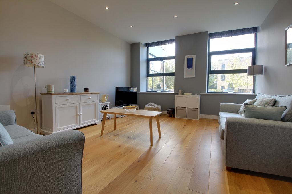 Property photo 2 of 11 Living Room Area