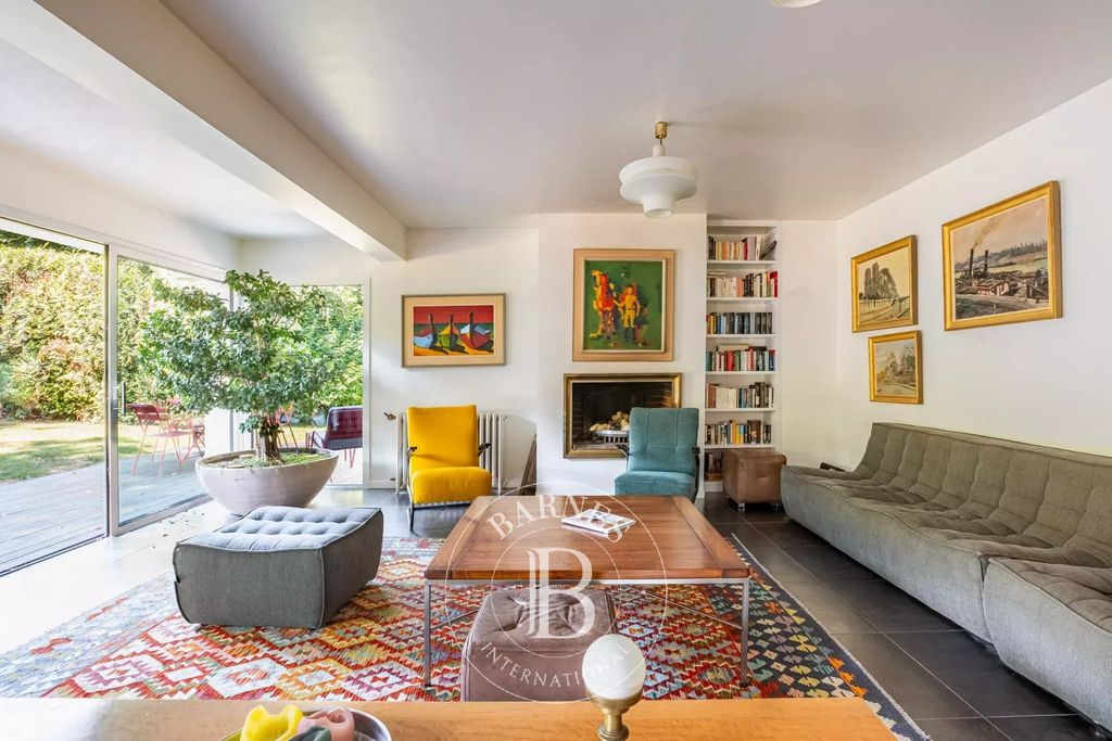 Property photo 3 of 18