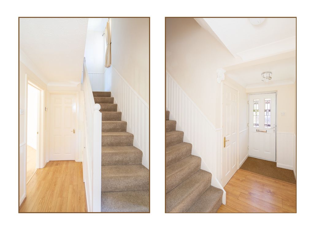 Property photo 3 of 24 Entrance Hall