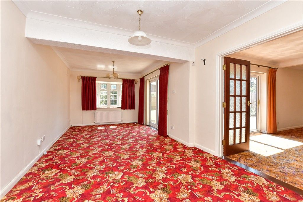 Property photo 3 of 14 Dining Area