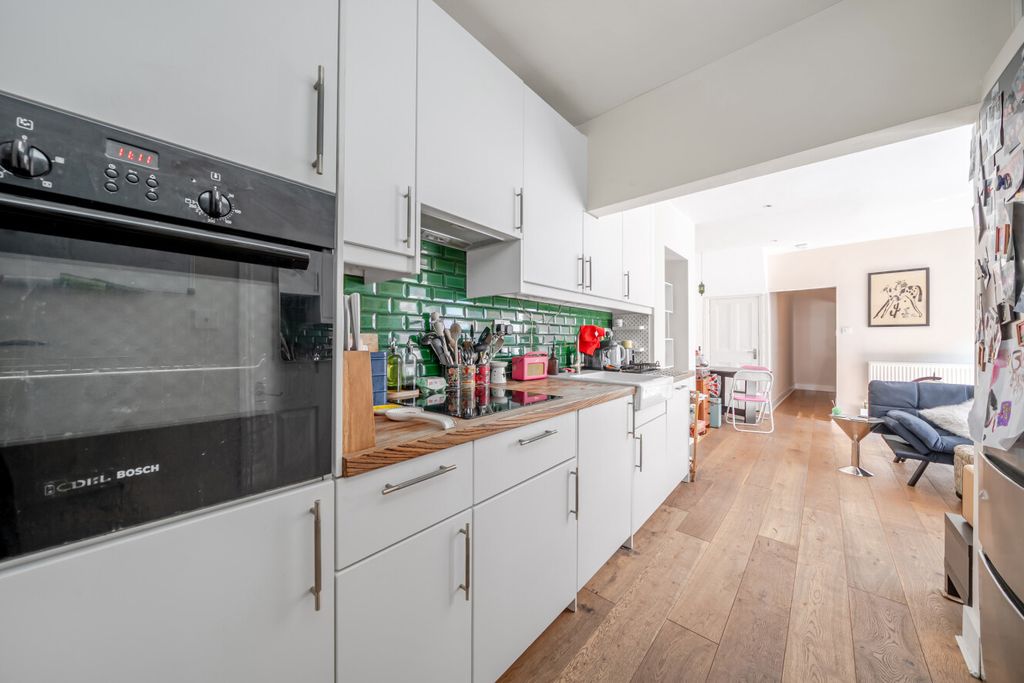 Property photo 2 of 23 1486758-14-6A61Ed...
