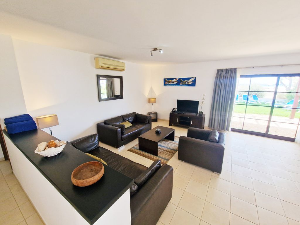 Property photo 3 of 10 Livingroom: Frontline Melia Tortuga Villa For Sale