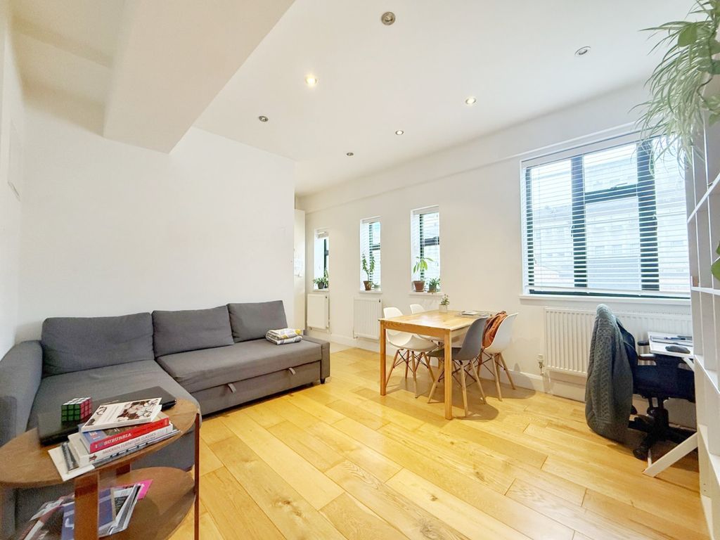 Property photo 2 of 6 Picture No. 06