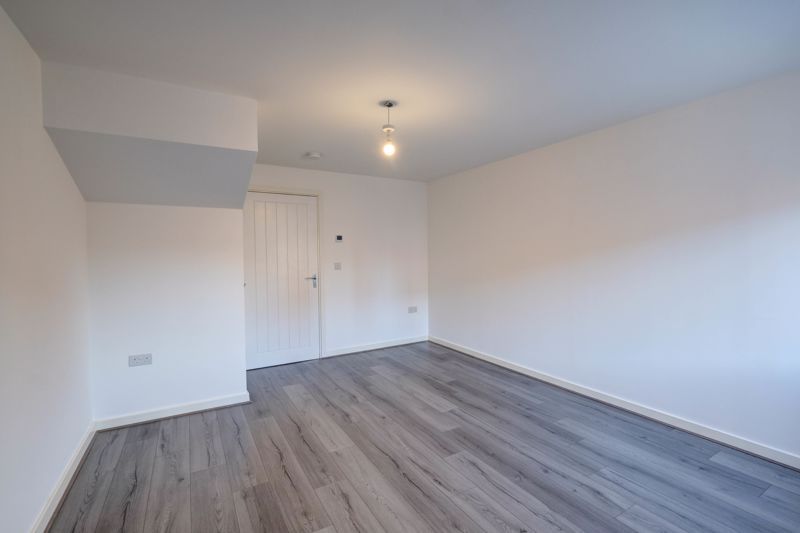 Property photo 3 of 12 Photo 12