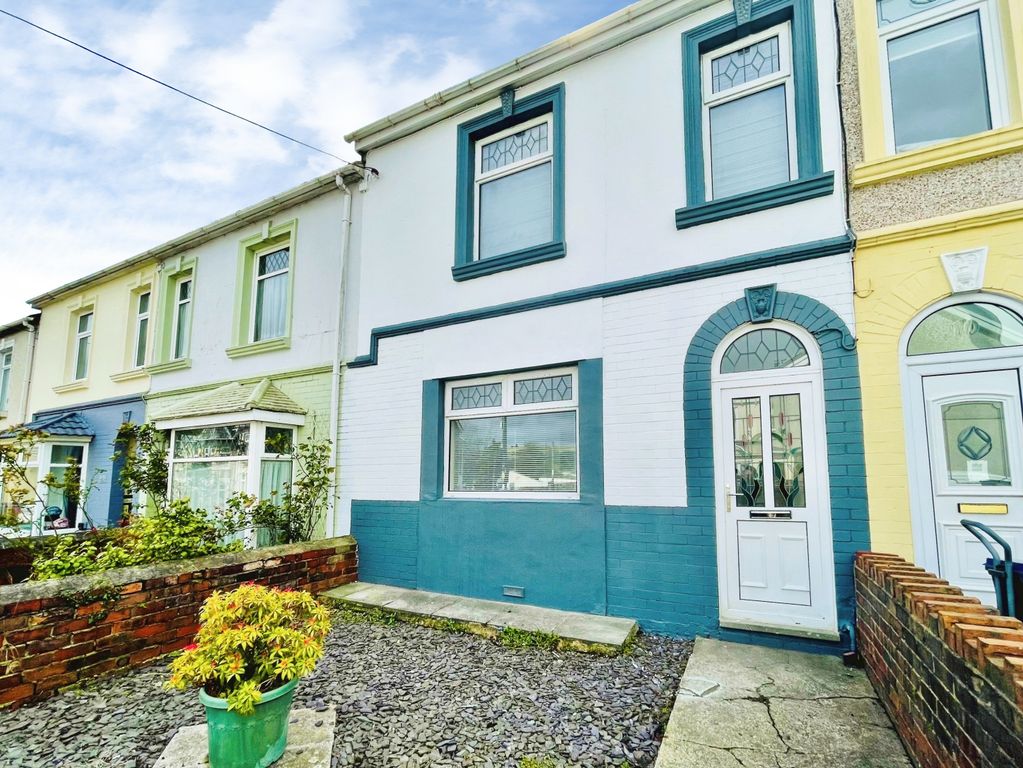 Property photo 1 of 10 External