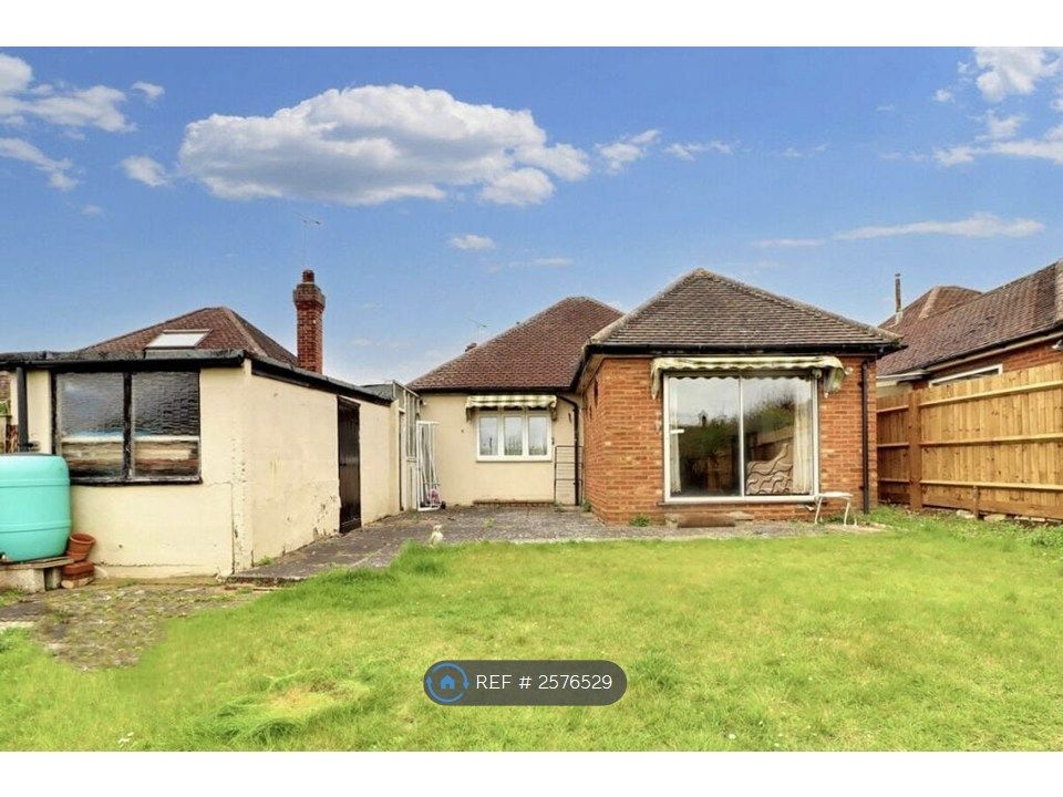 Property photo 3 of 11