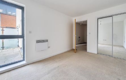 Property photo 2 of 6