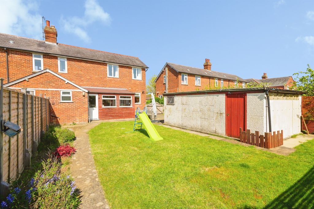 Property photo 2 of 20