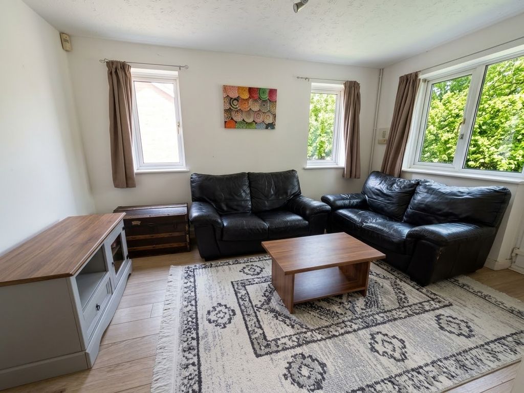 Property photo 3 of 7