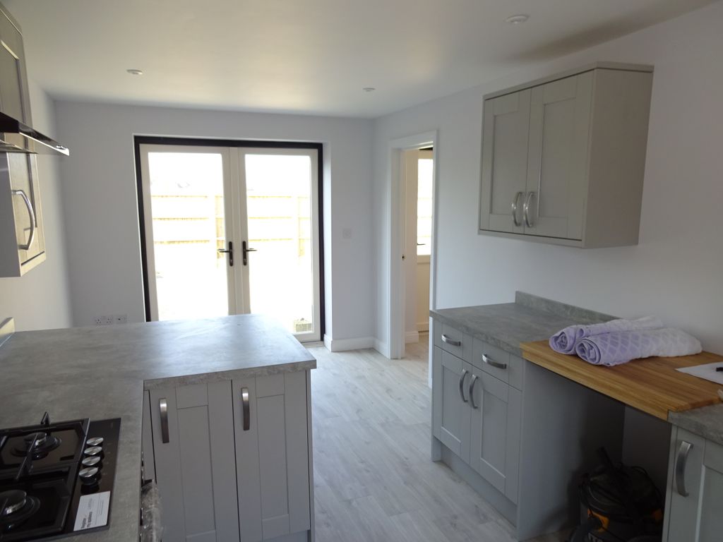 Property photo 3 of 29