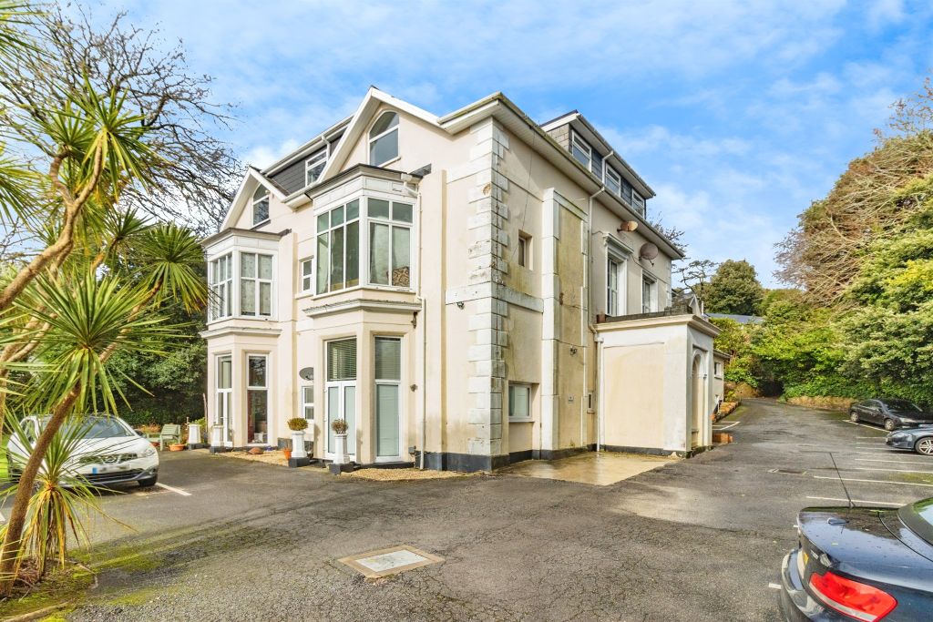 Property photo 2 of 12