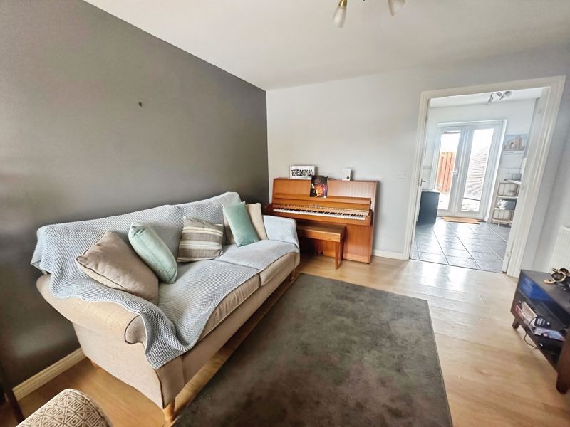 Property photo 3 of 16 Photo 13