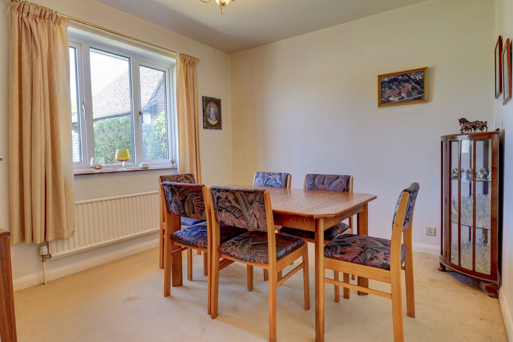 Property photo 3 of 12 Picture No. 04