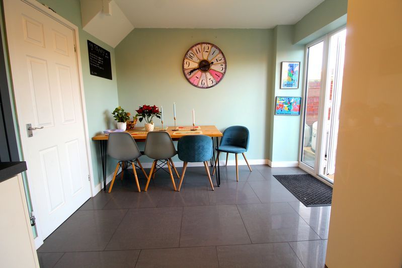 Property photo 3 of 16 Kitchen/Diner