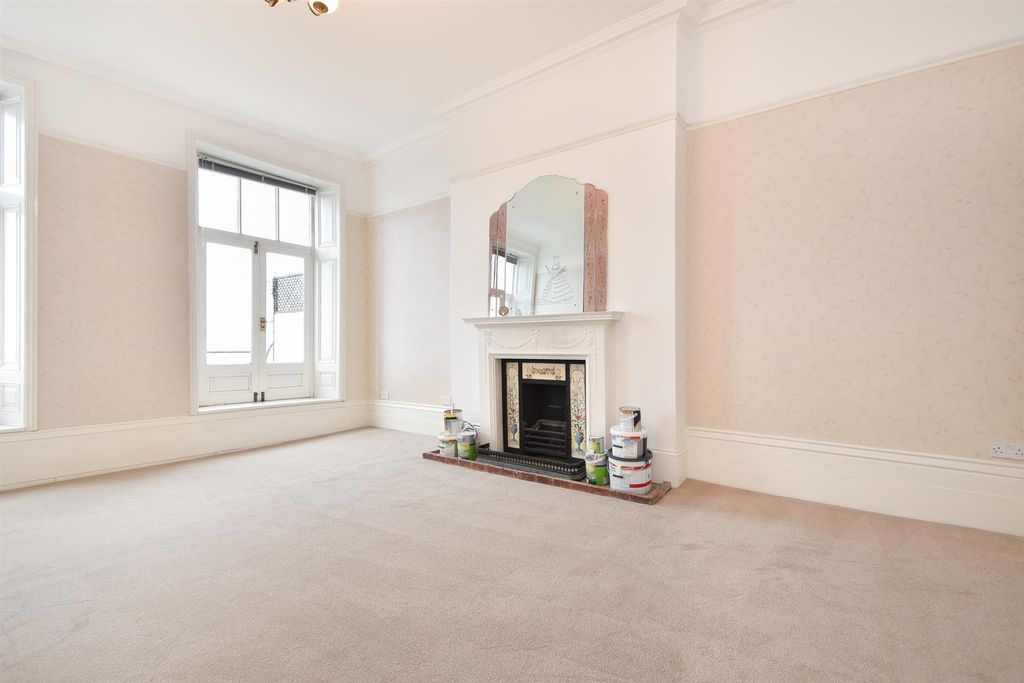 Property photo 2 of 16 Living Room