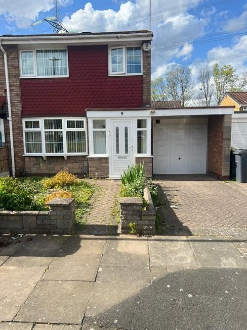 Property photo 1 of 17 Front R.Jpg