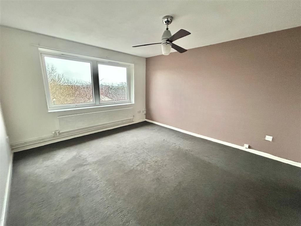 Property photo 2 of 7 Image