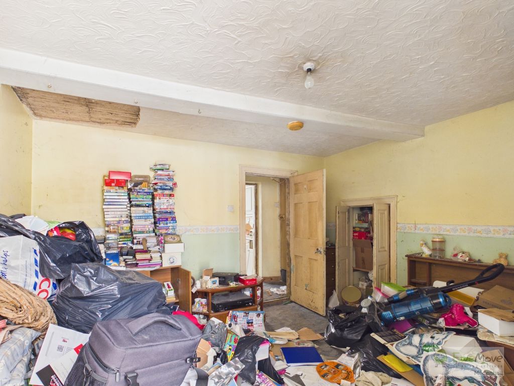 Property photo 2 of 9 Cam03603G0-Pr0087-Still002