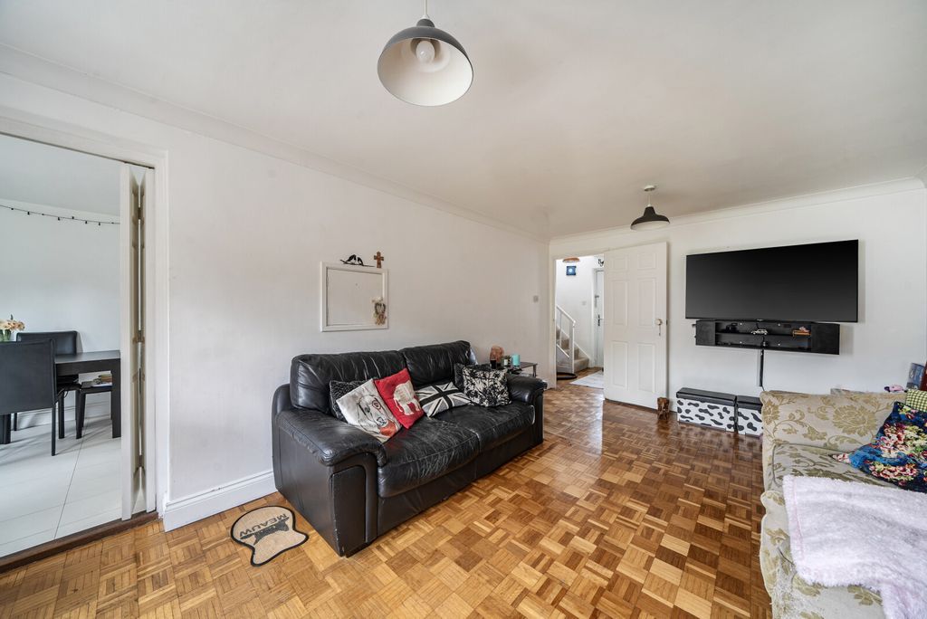 Property photo 2 of 15 1435183-8-69Cb711...