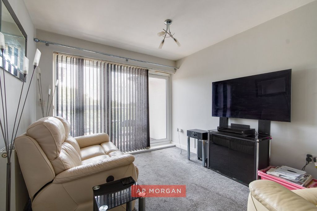 Property photo 2 of 10 Picture No. 07