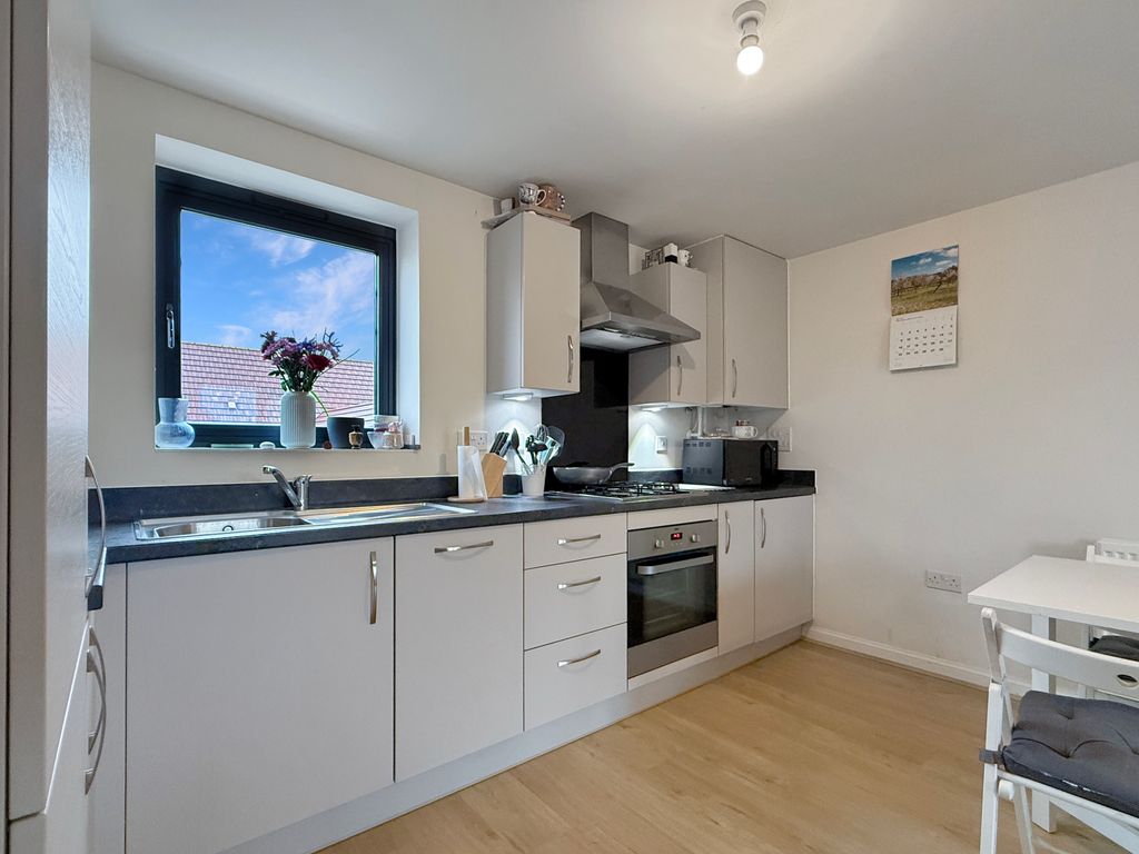 Property photo 3 of 13 98B489Dbe155A39d3F953A889Ae0542B9A460A8E