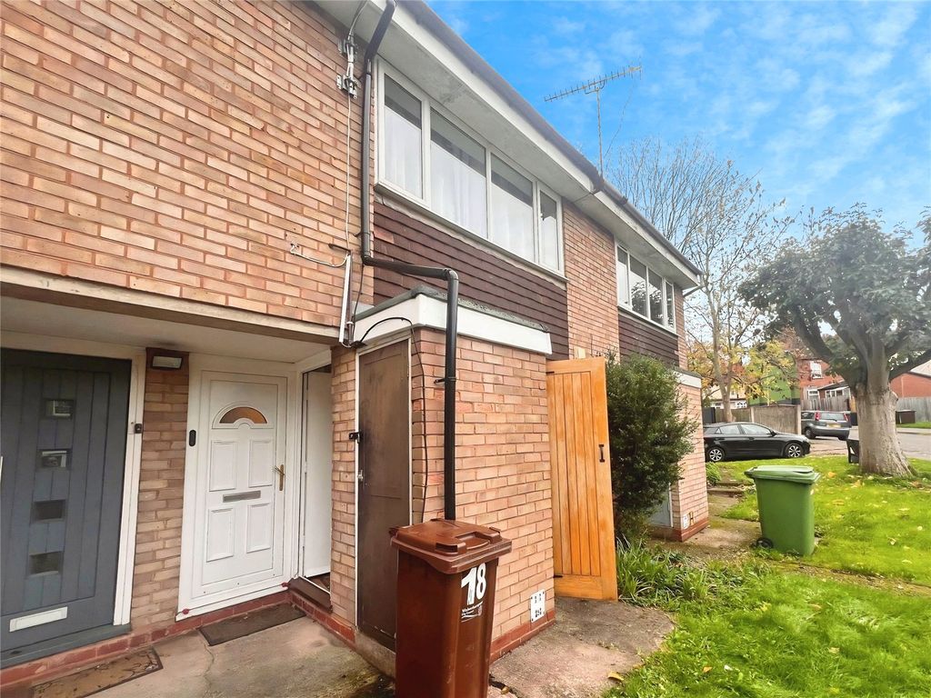 Property photo 1 of 7 Front