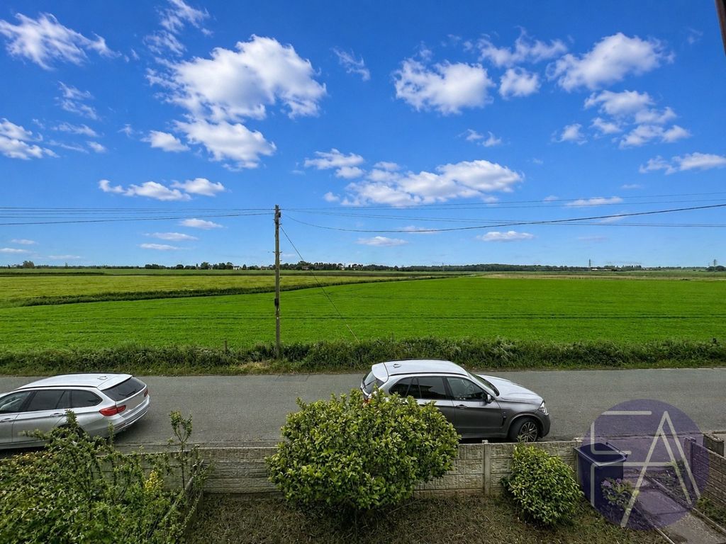 Property photo 2 of 33 5201503