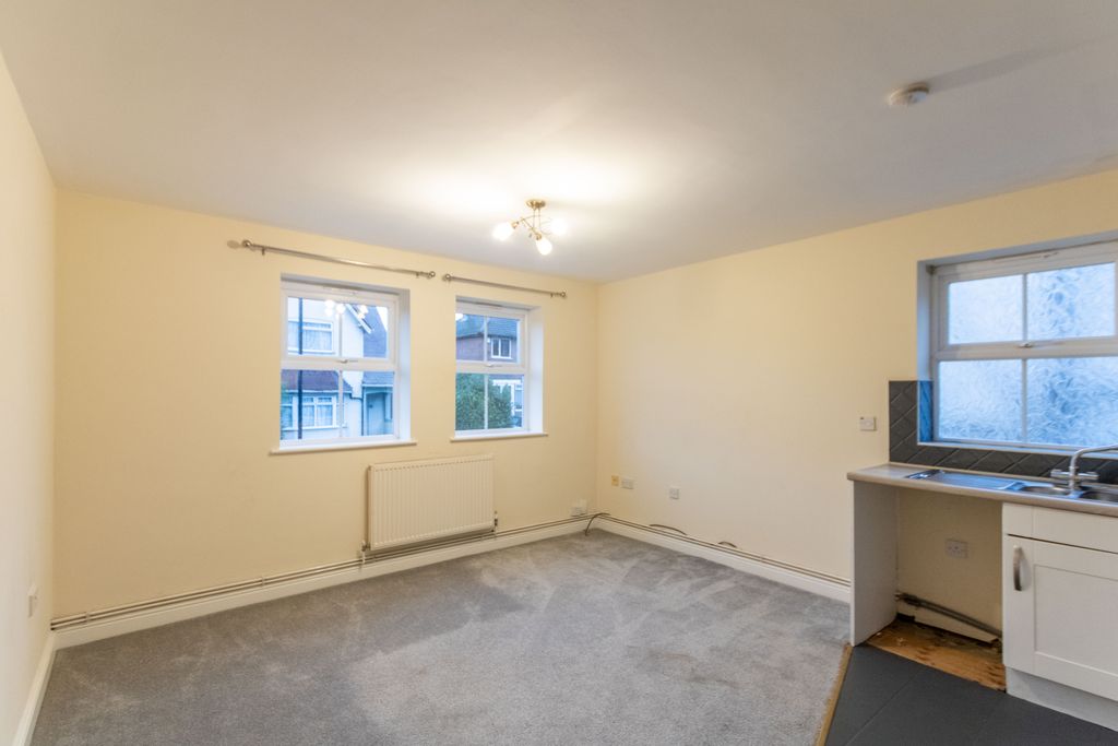 Property photo 2 of 11 Img_8657_1