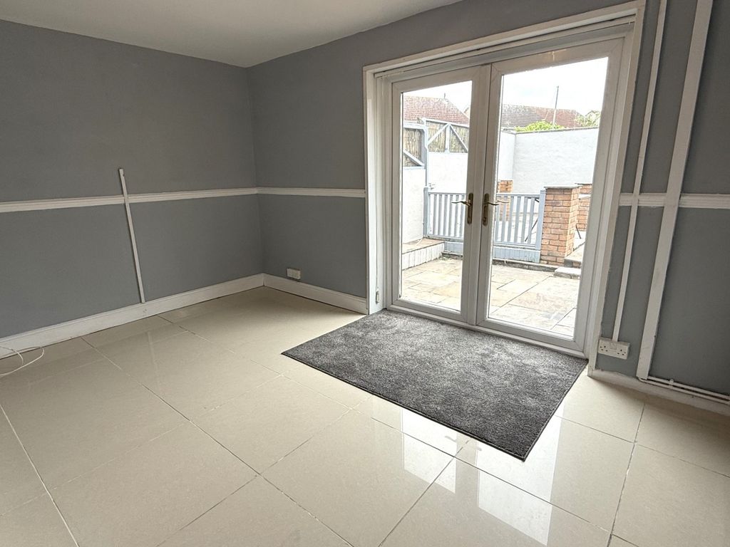 Property photo 3 of 14 Not Specified