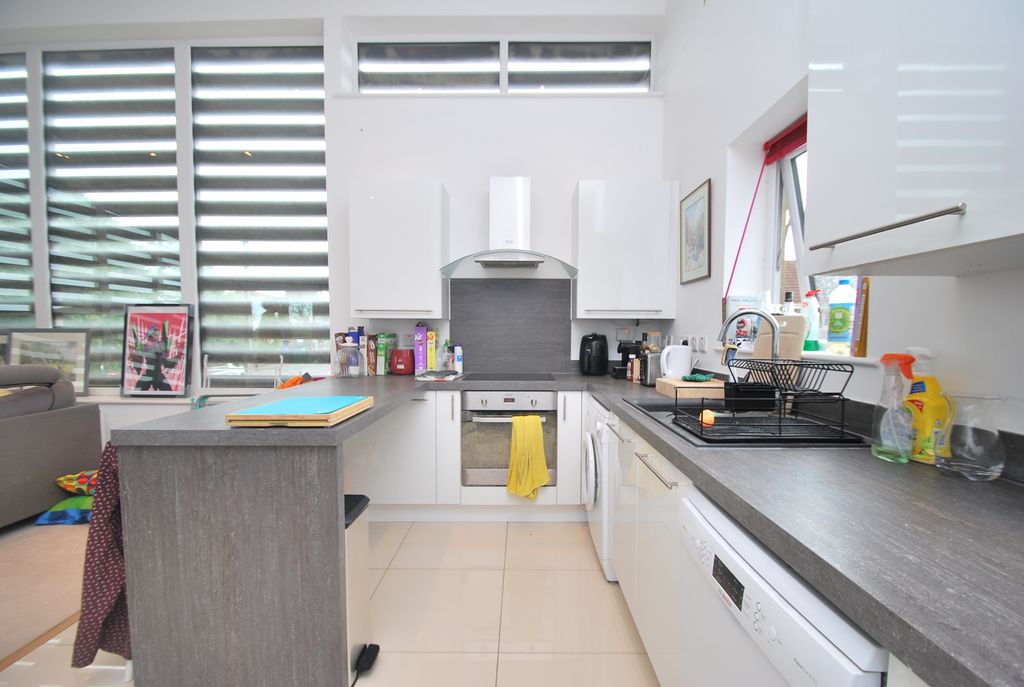 Property photo 3 of 13 Kitchen