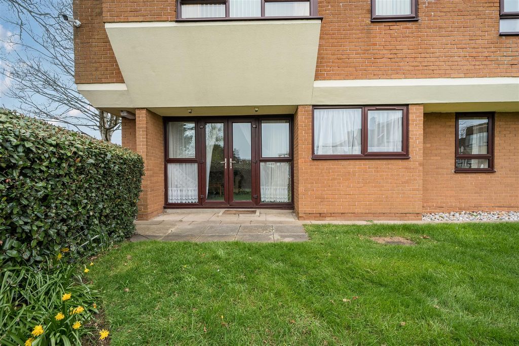 Property photo 2 of 19 For Sale By Aspire Residential | Guardian Court