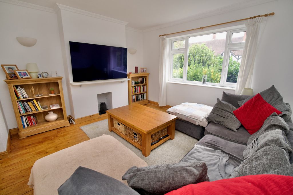 Property photo 3 of 17