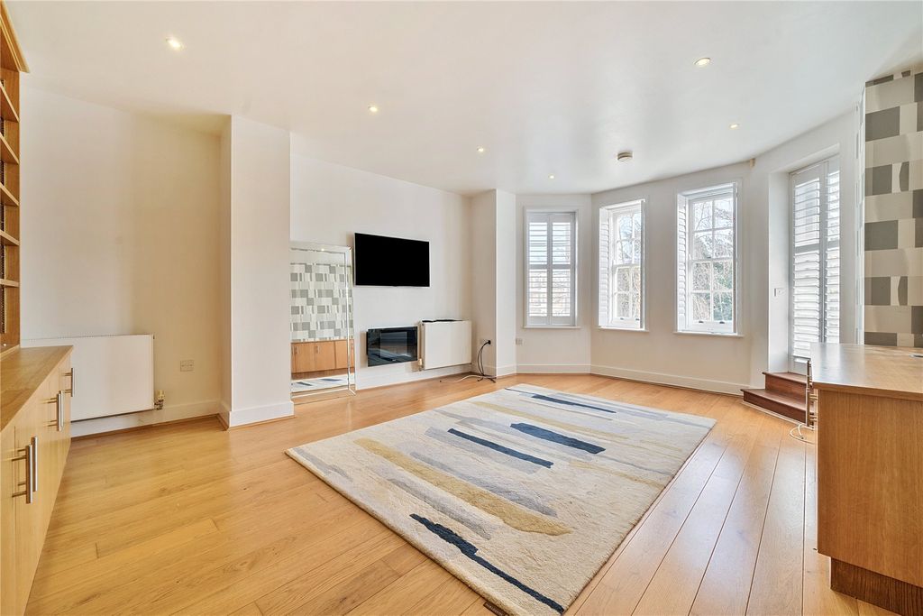 Property photo 3 of 13 Picture No. 05