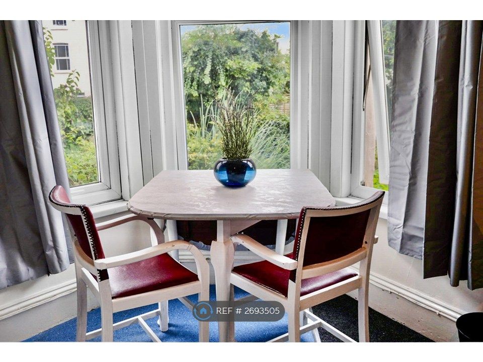 Property photo 2 of 5 Dining Area