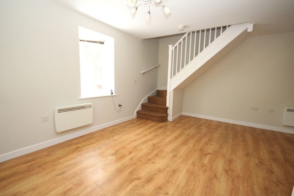 Property photo 2 of 11 Photo