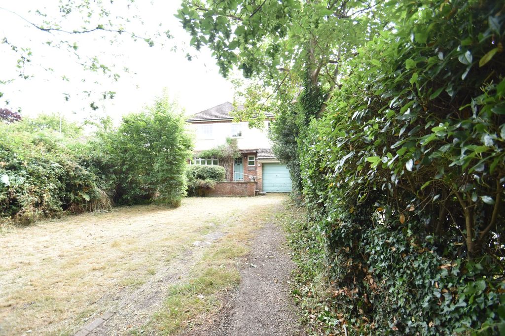 Property photo 3 of 21 Picture No. 27