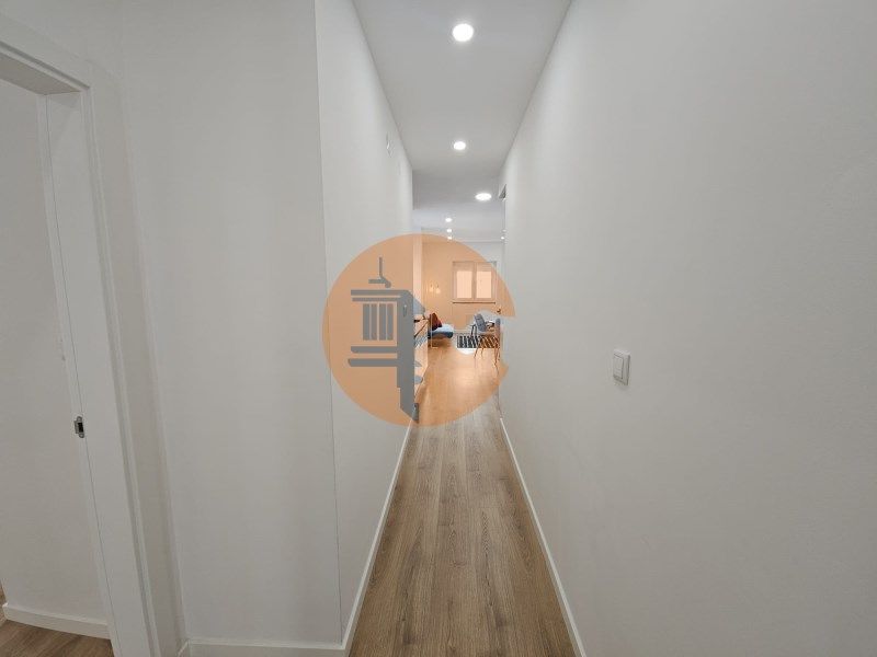 Property photo 3 of 53