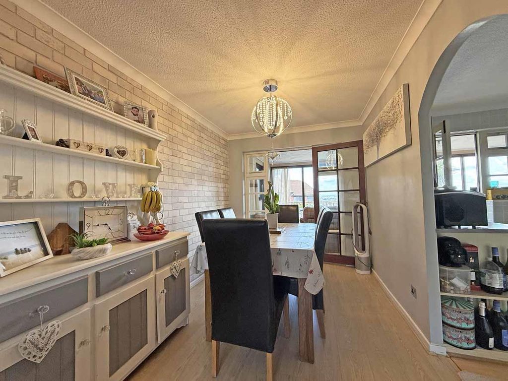Property photo 3 of 19 Battershall Close 9 - Dining Area 1.Jpg