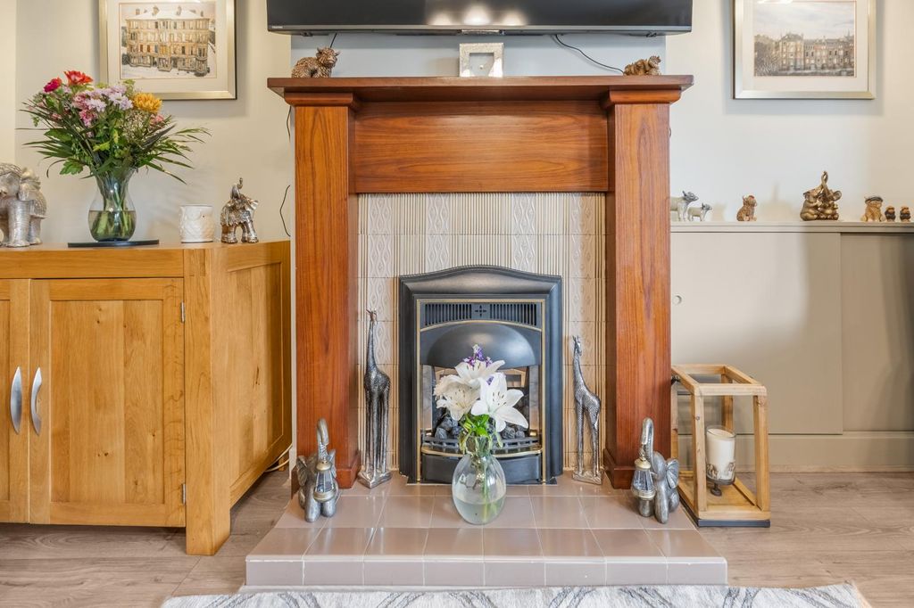 Property photo 3 of 23 Fireplace