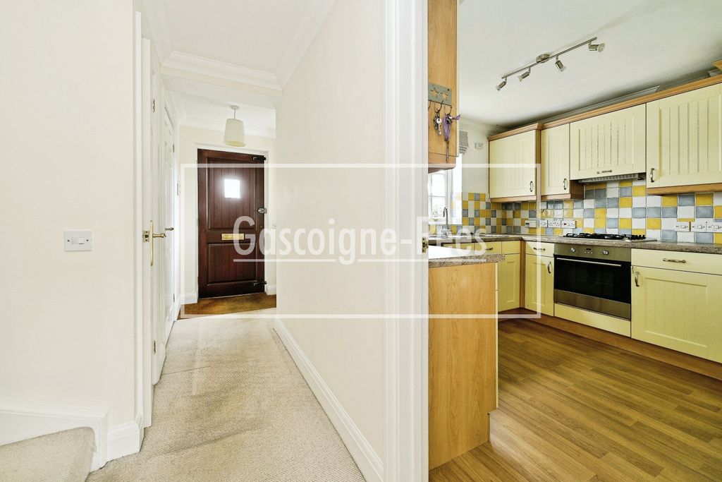 Property photo 3 of 14