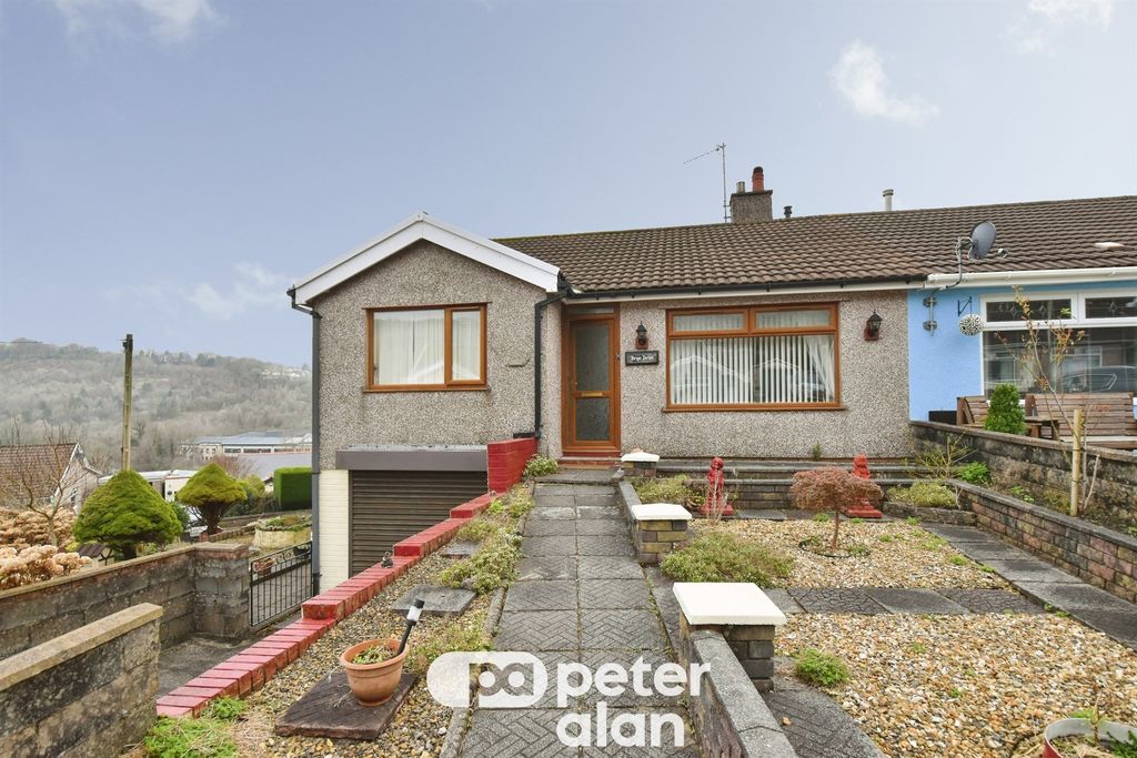 Property photo 3 of 20