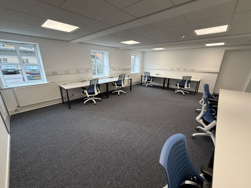 Property photo 3 of 8 Suite G70