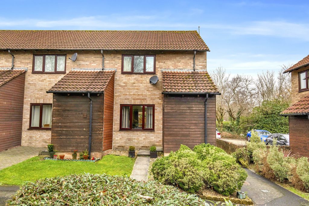 Property photo 1 of 22