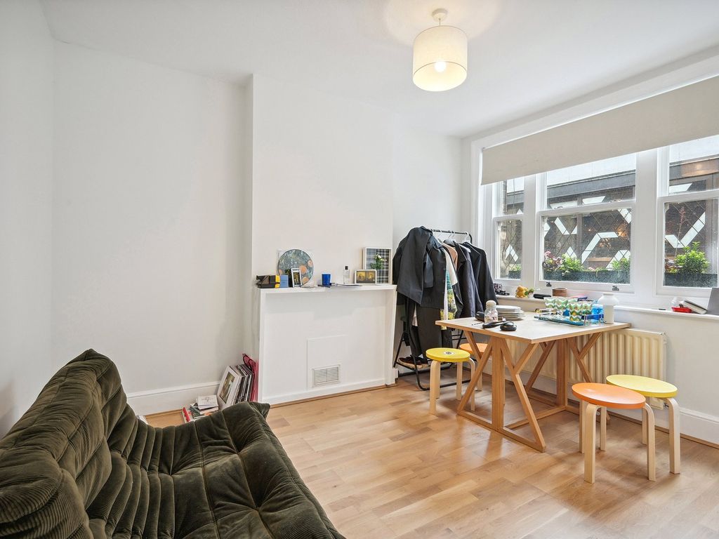 Property photo 1 of 8 Berwick Street