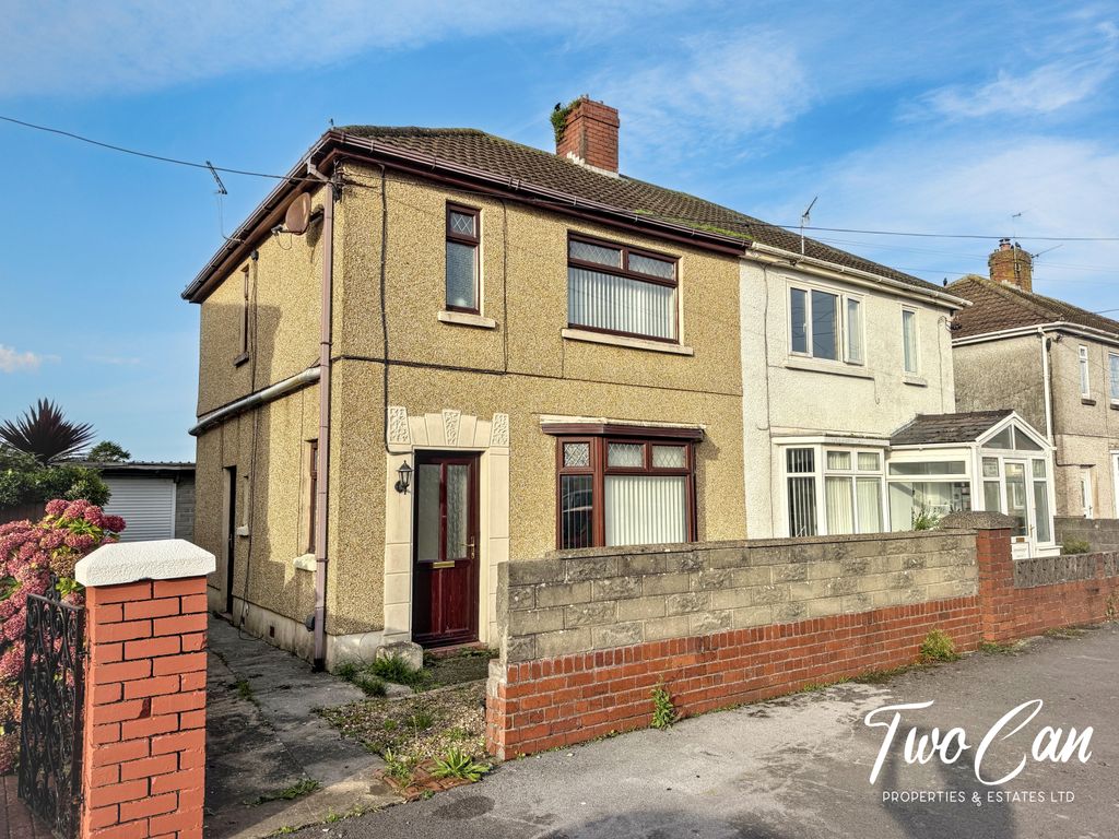 Property photo 1 of 27